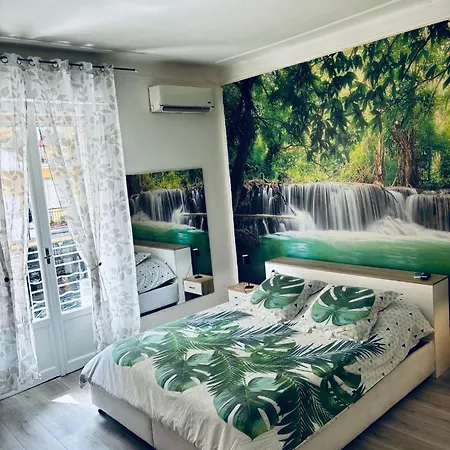 Apartment Brown Sanremo